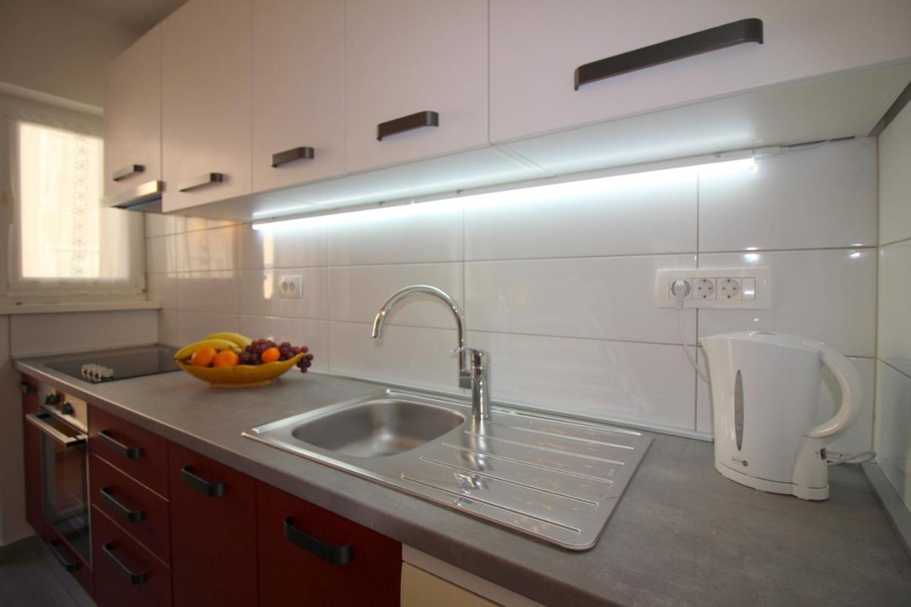 Apartment Agata In City Center بوريتش المظهر الخارجي الصورة
