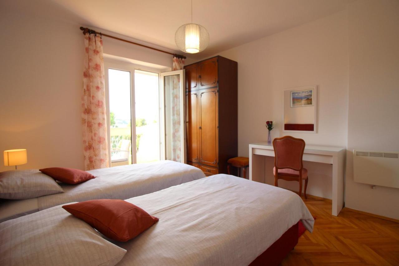 Apartment Agata In City Center بوريتش المظهر الخارجي الصورة